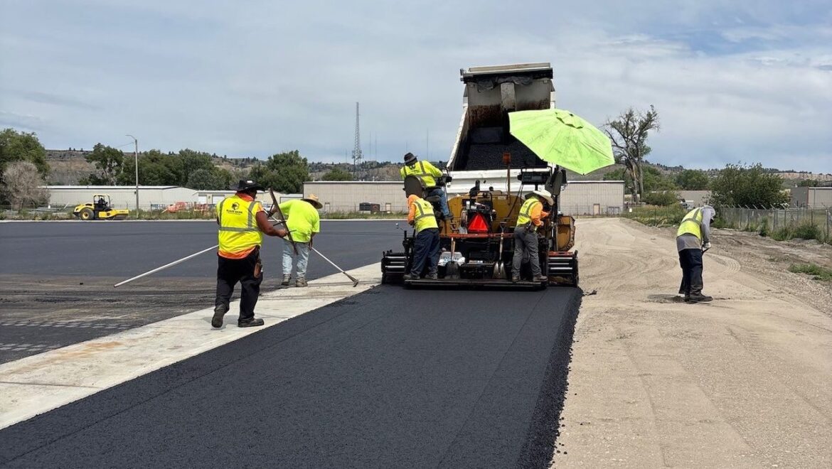 5 Reasons Why Indianapolis Paving Contractors Can Benefit Your Business