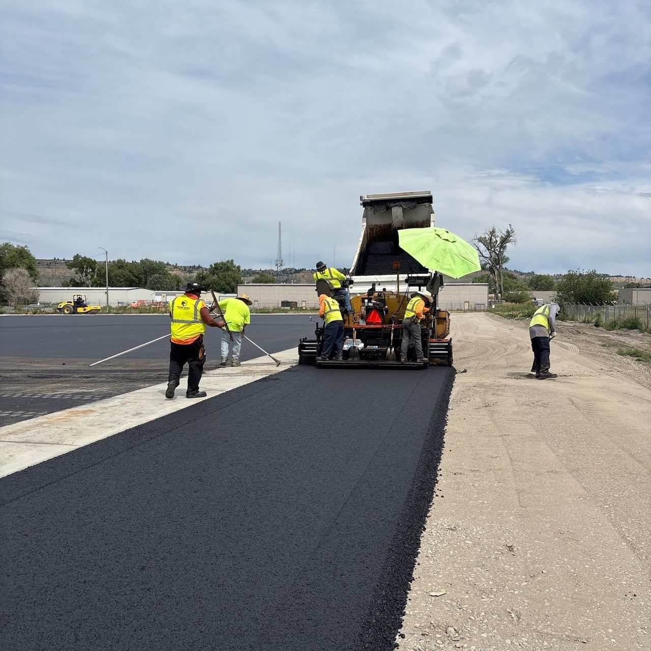5 Reasons Why Indianapolis Paving Contractors Can Benefit Your Business
